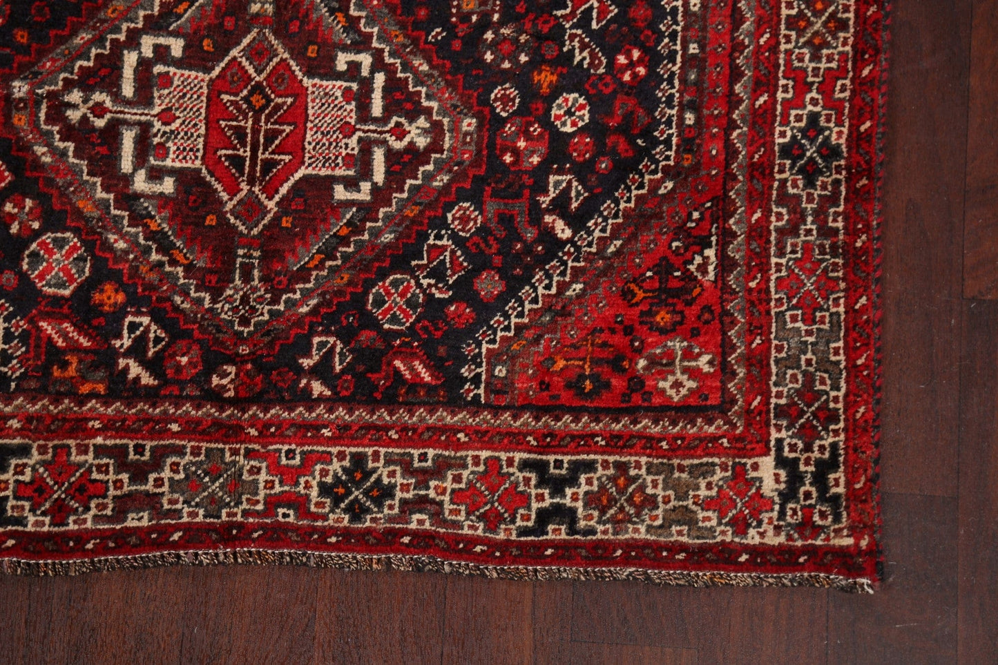 Vegetable Dye Tribal Shiraz Persian Area Rug 4x6