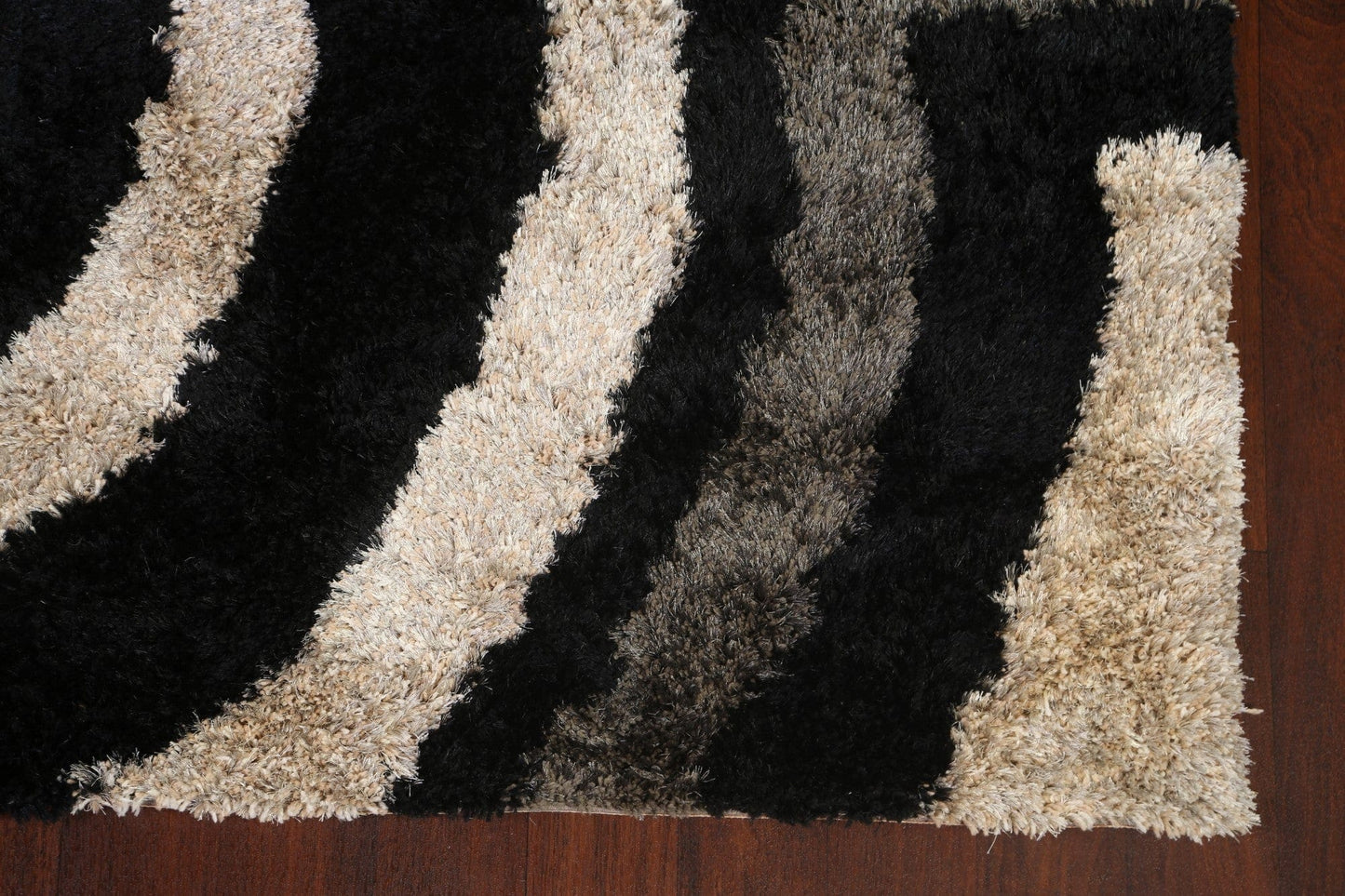 Contemporary Shaggy Oriental Area Rug 5x8