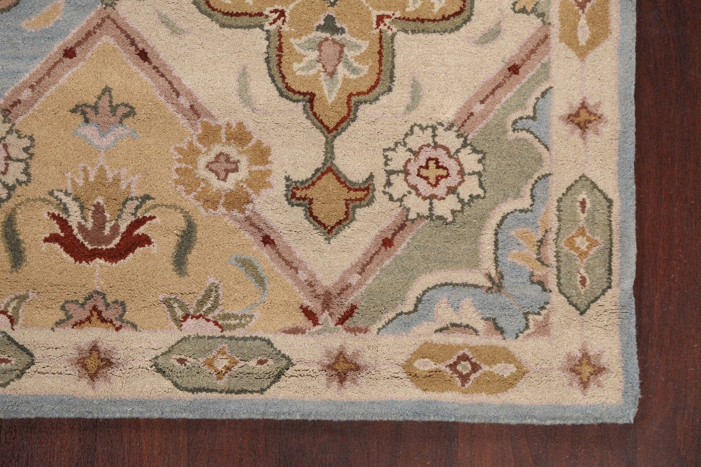 Floral Area Rug 5x8