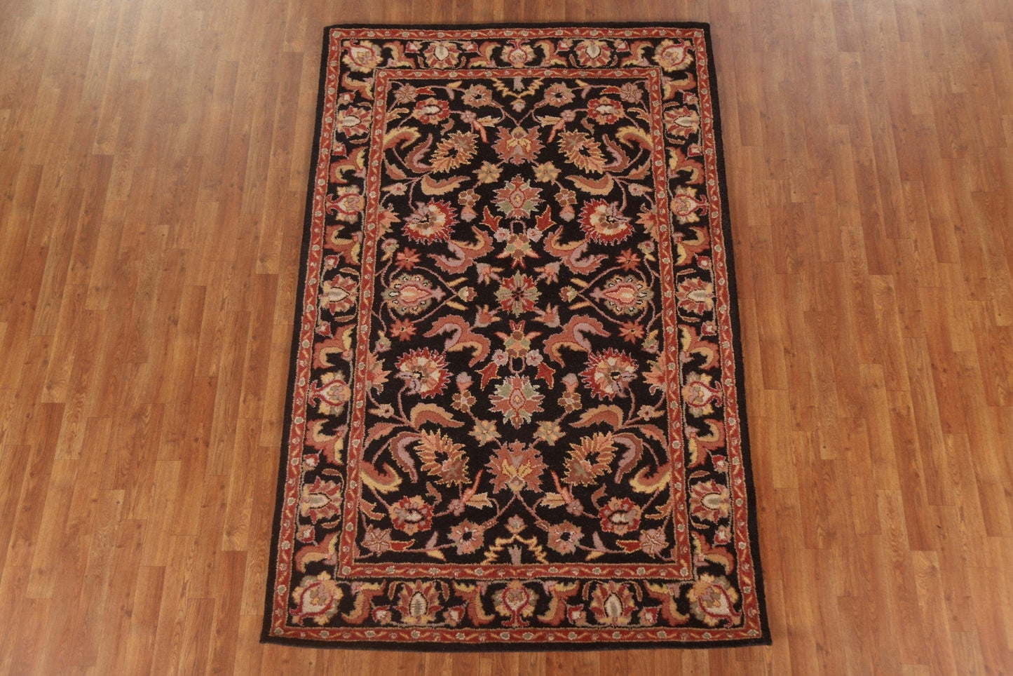 Black Floral Agra Area Rug 5x8