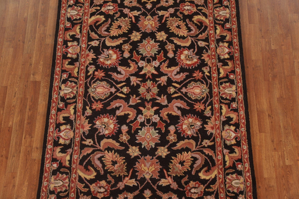 Black Floral Agra Area Rug 5x8