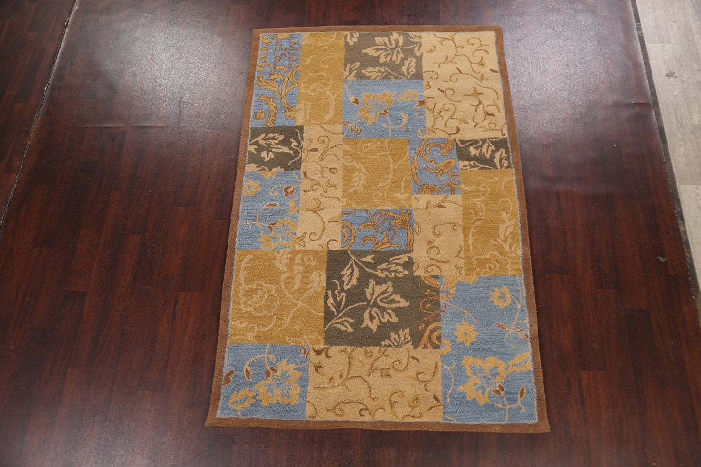 Floral Area Rug 5x8