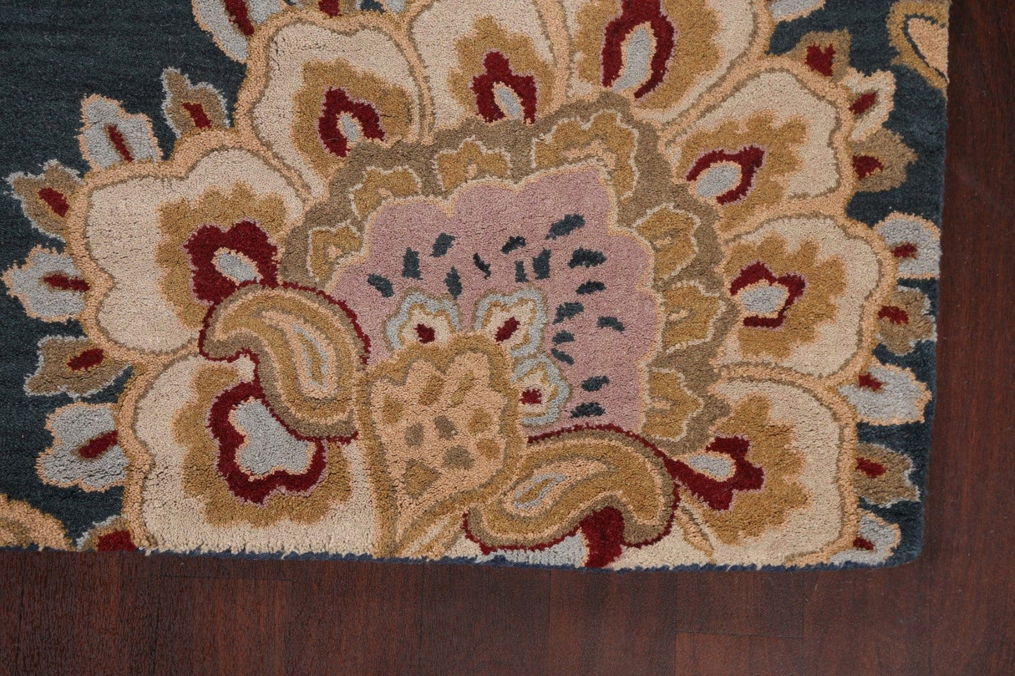 Floral Area Rug 5x8