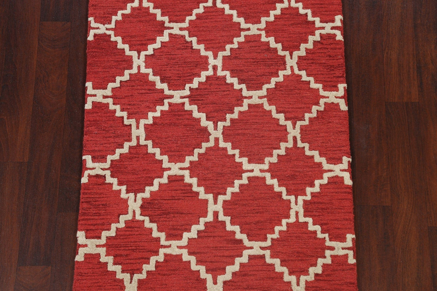 Red Trellis Tufted Accent Rug 3x5