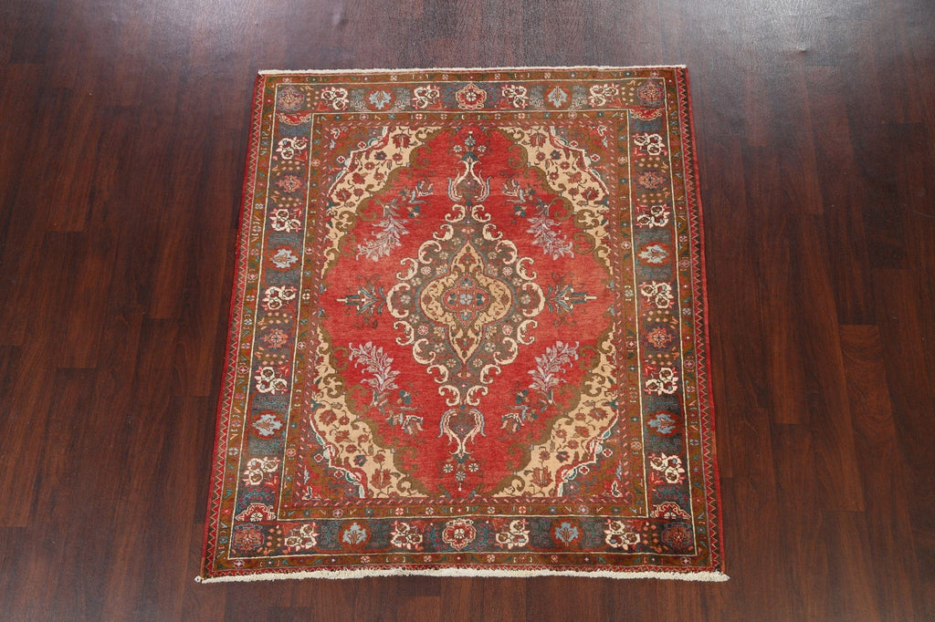 Floral Tabriz Persian Area Rug 5x6