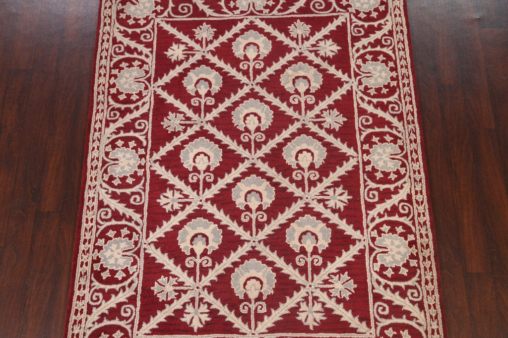 Hand-Tufted Floral Area Rug 6x8