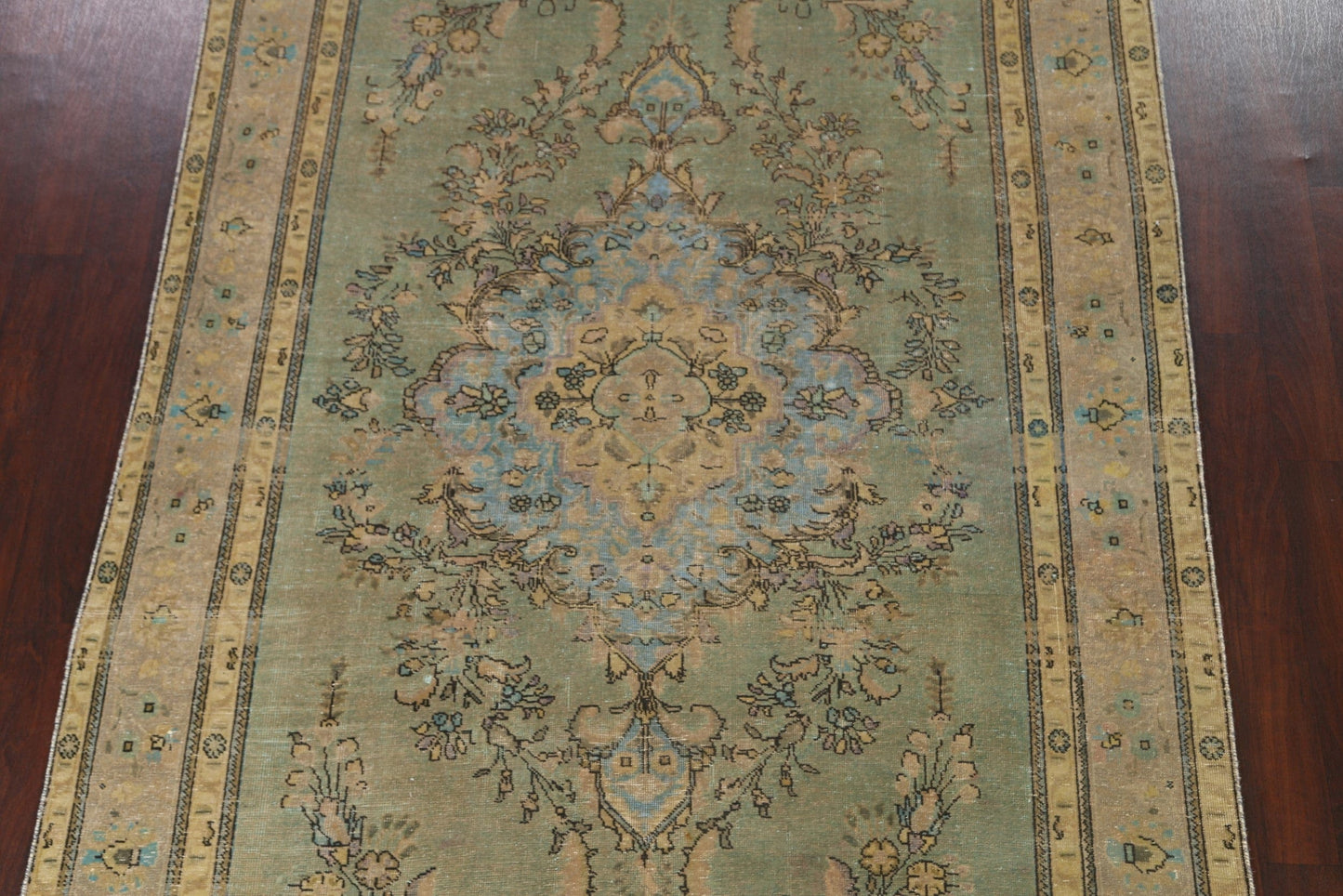 Floral Tabriz Persian Area Rug 7x9