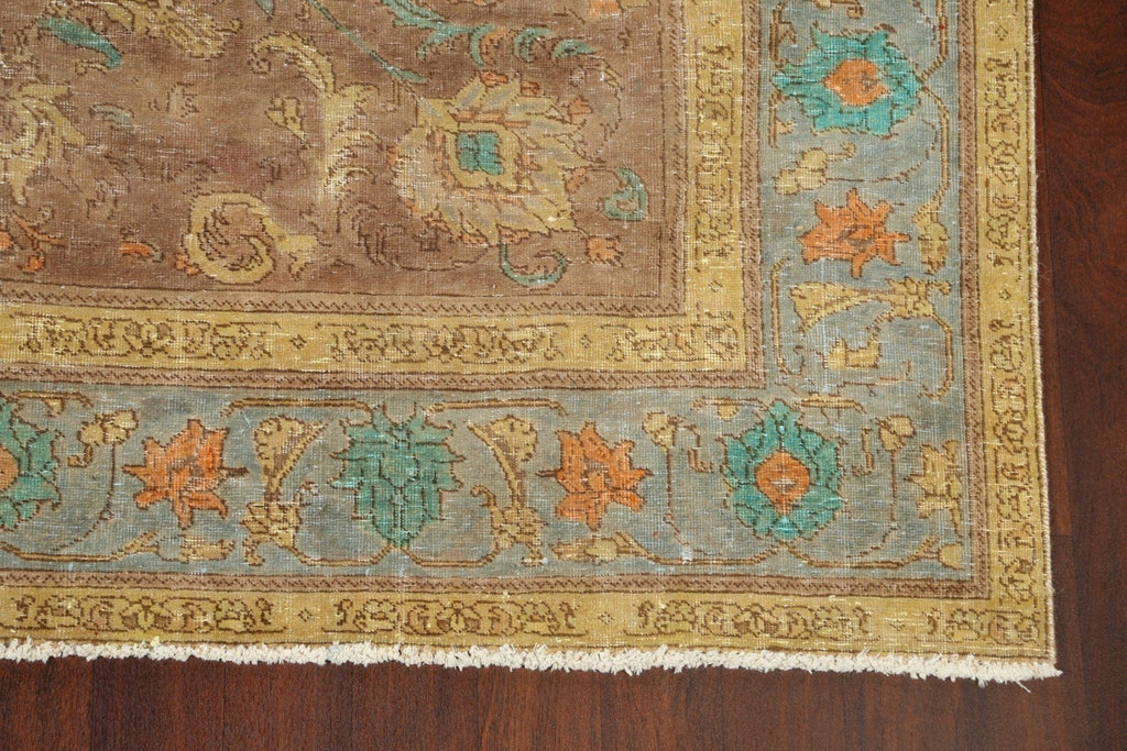 Floral Tabriz Persian Area Rug 7x10