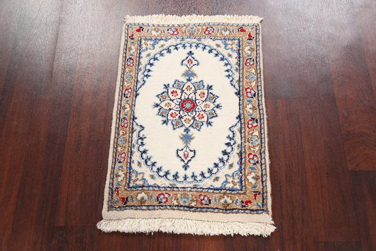 Geometric Nain Persian Area Rug 2x2