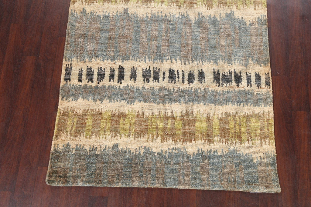 Contemporary Abstract Oriental Area Rug 5x8