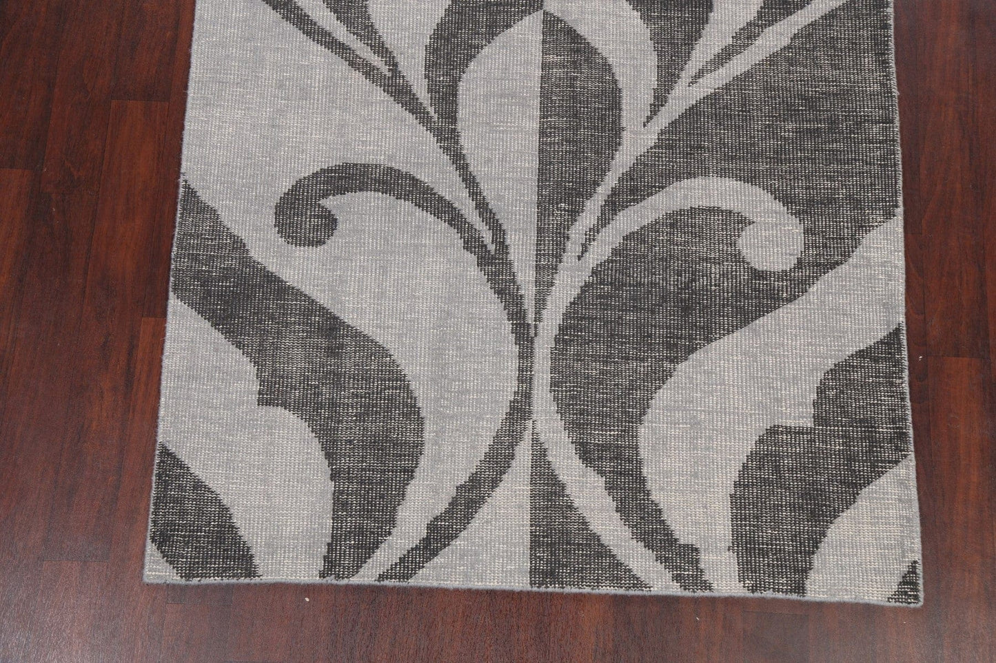 Modern Abstract Oriental Area Rug 5x7