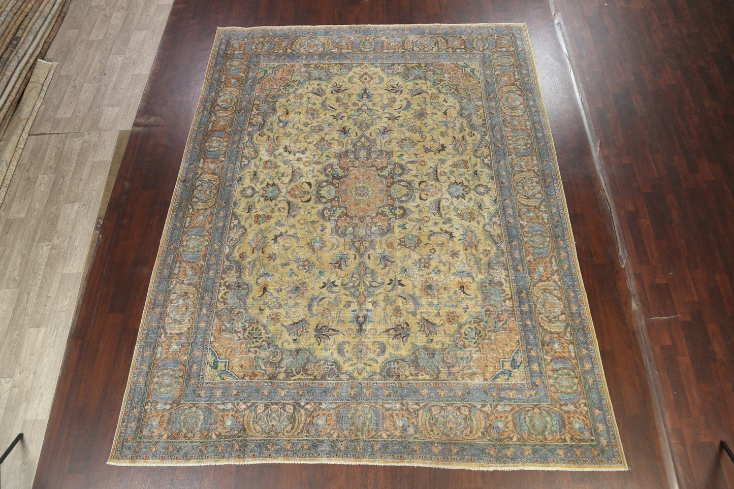 Distressed Floral Kashan Persian Area Rug 10x12