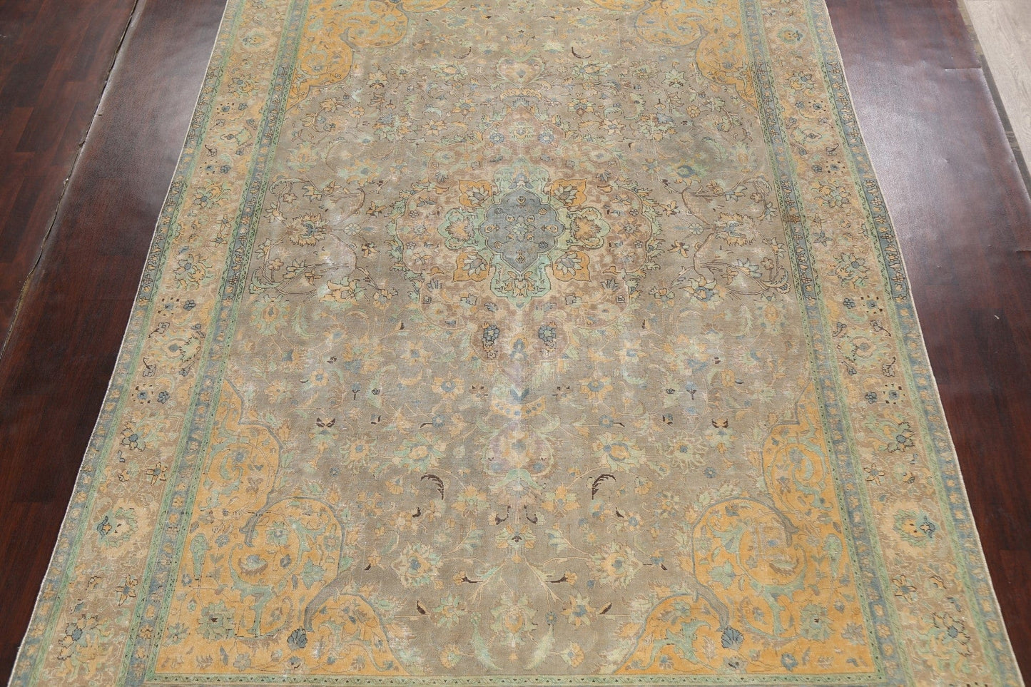 Traditional Distressed Tabriz Persian Area Rug 9x13