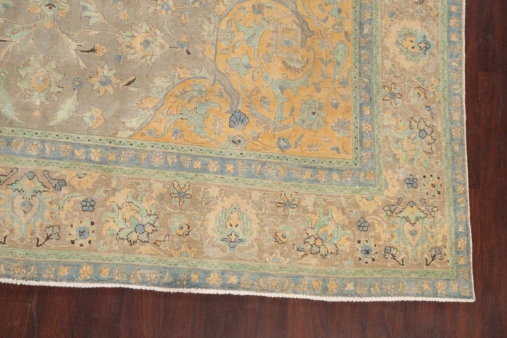 Traditional Distressed Tabriz Persian Area Rug 9x13