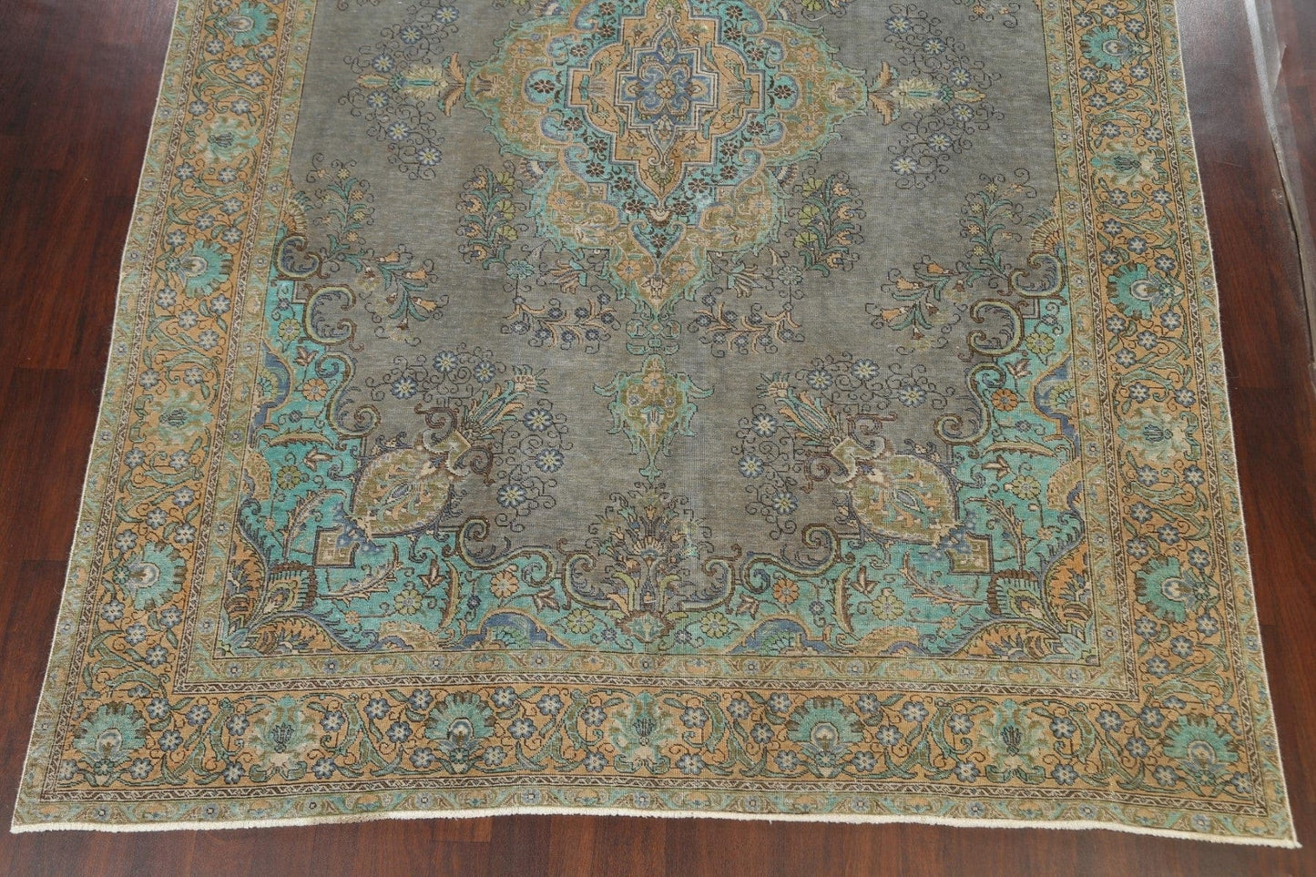 Traditional Distressed Tabriz Persian Area Rug 9x13