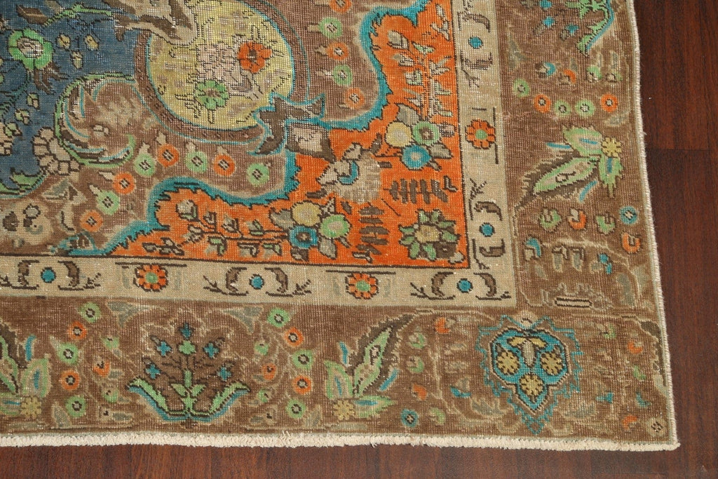 Distressed Traditional Tabriz Persian Area Rug 9x12