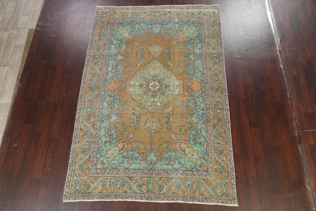 Traditional Distressed Mashad Persian Area Rug 7x10