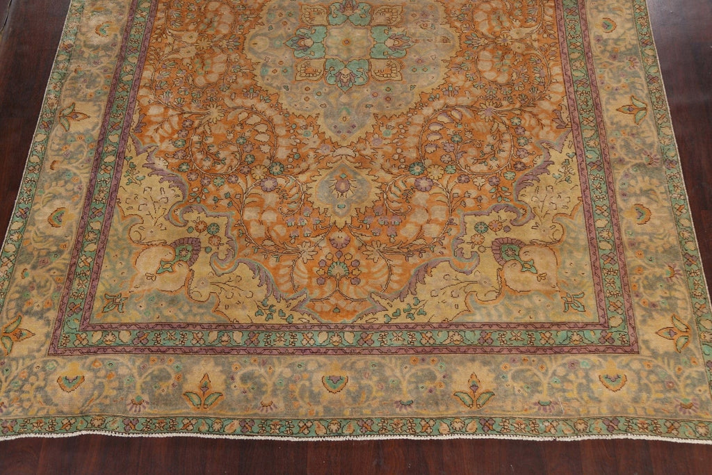 Traditional Distressed Tabriz Persian Area Rug 9x12