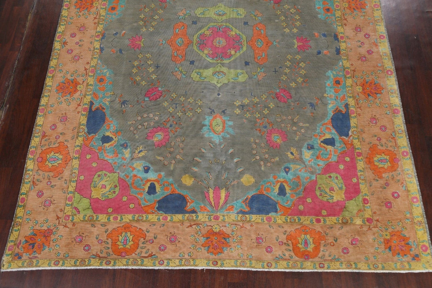 Traditional Distressed Tabriz Persian Area Rug 10x12