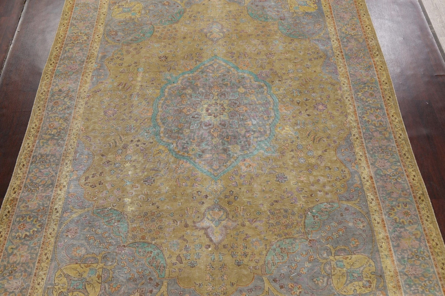 Traditional Floral Tabriz Persian Area Rug 9x13