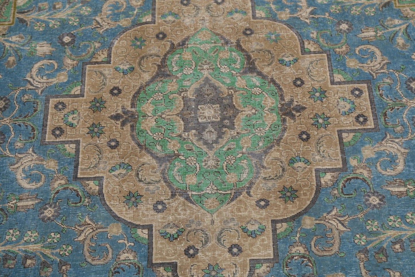 Geometric Distressed Tabriz Persian Area Rug 9x12