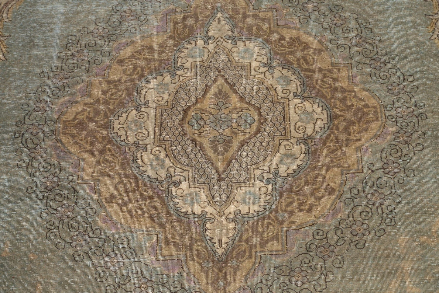 Traditional Distressed Tabriz Persian Area Rug 9x13