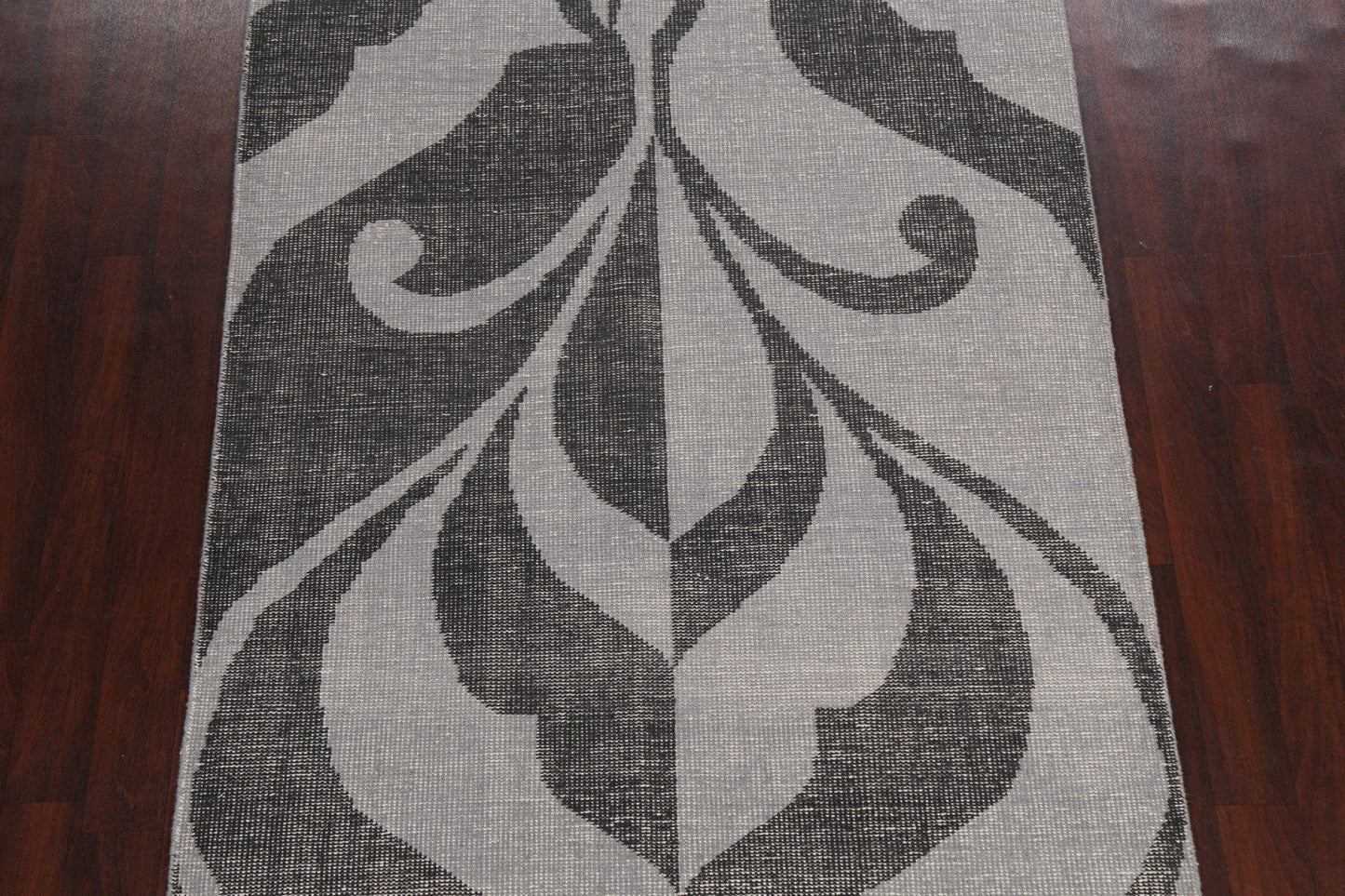 Contemporary Abstract Oriental Area Rug 5x7