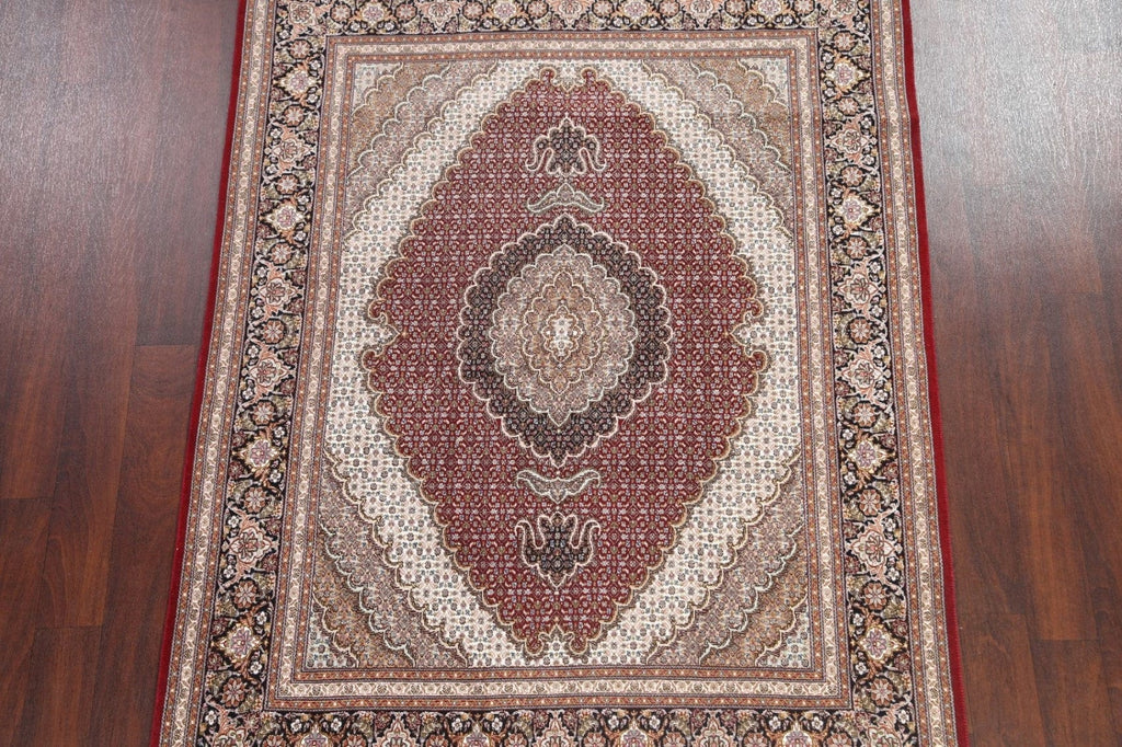 Signed Tabriz Mahi Persian Area Rug 5x7