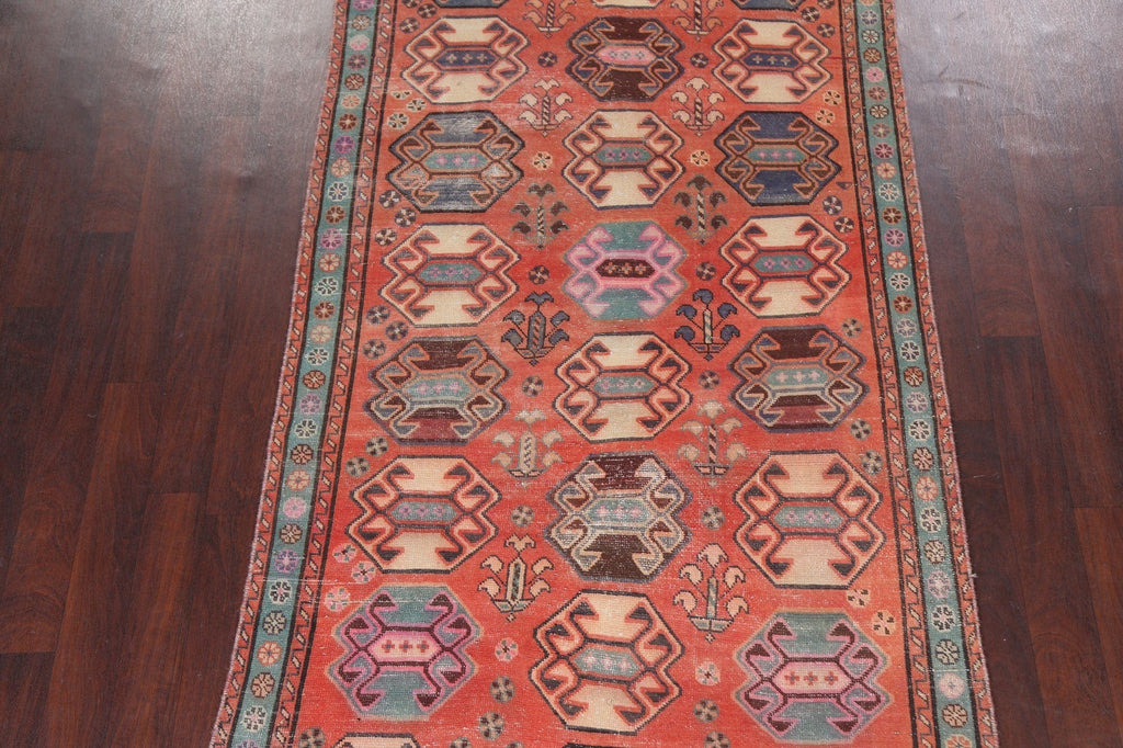 Vintage Bakhtiari Persian Wool Rug 5x9