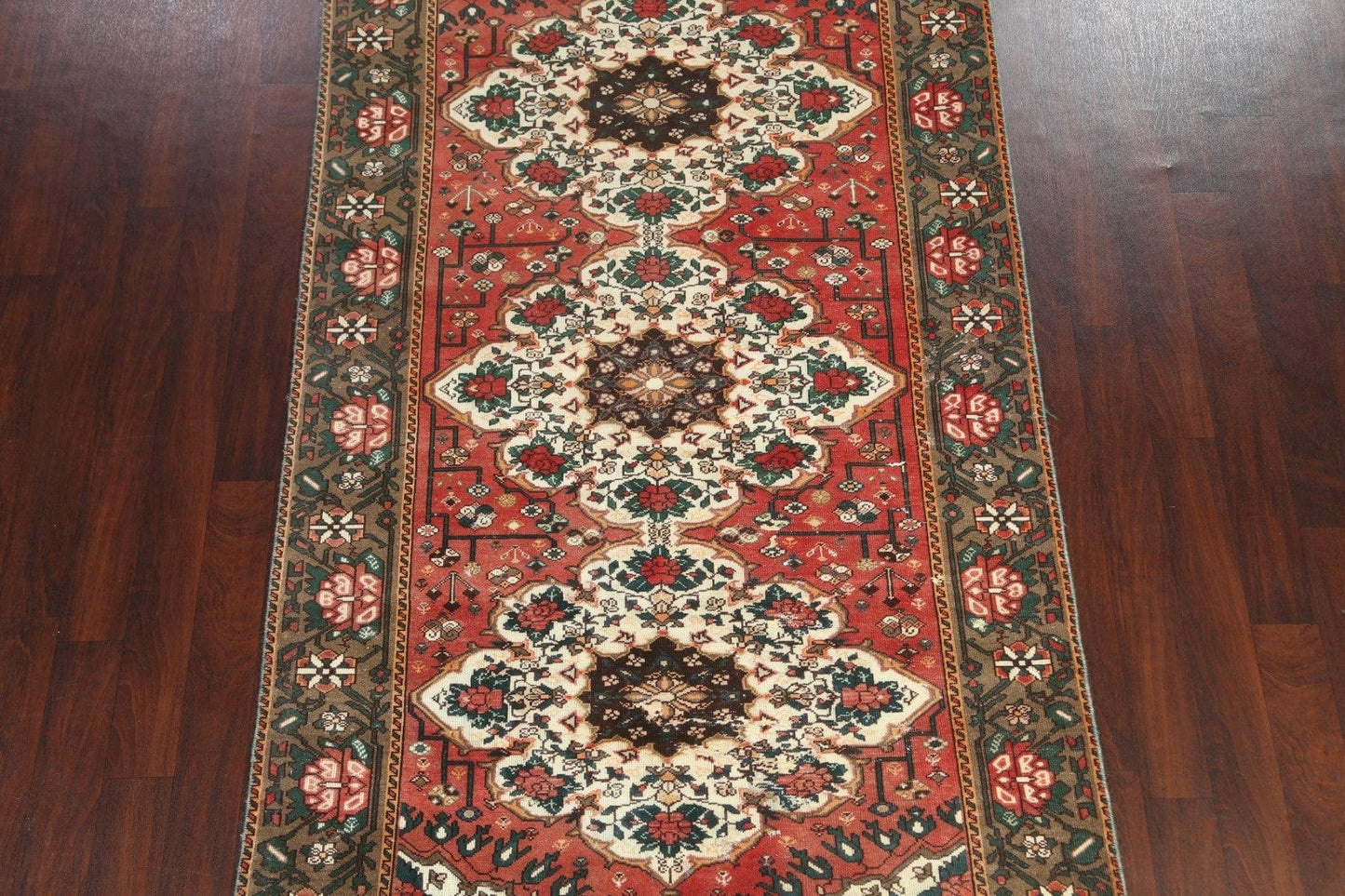 Handmade Bakhtiari Persian Area Rug 5x10