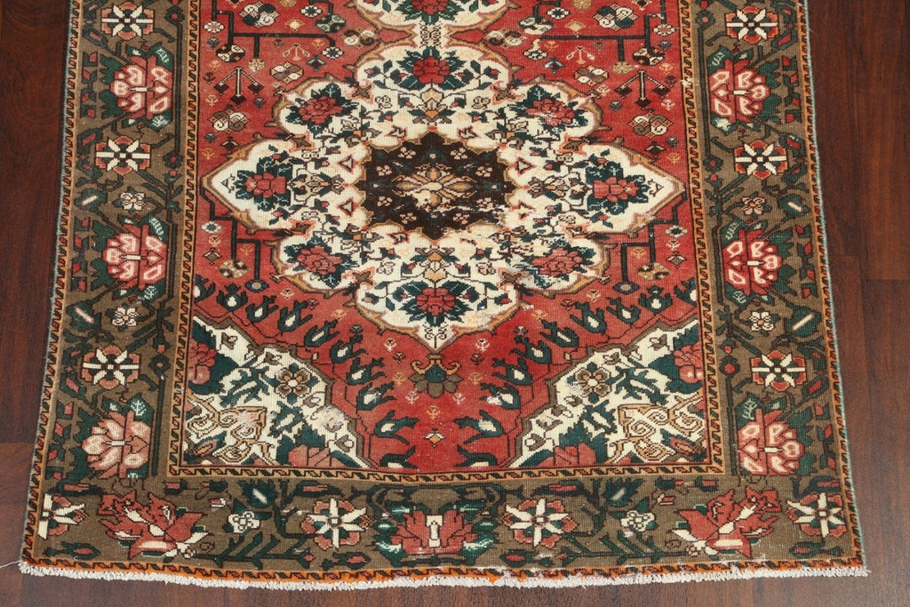 Handmade Bakhtiari Persian Area Rug 5x10