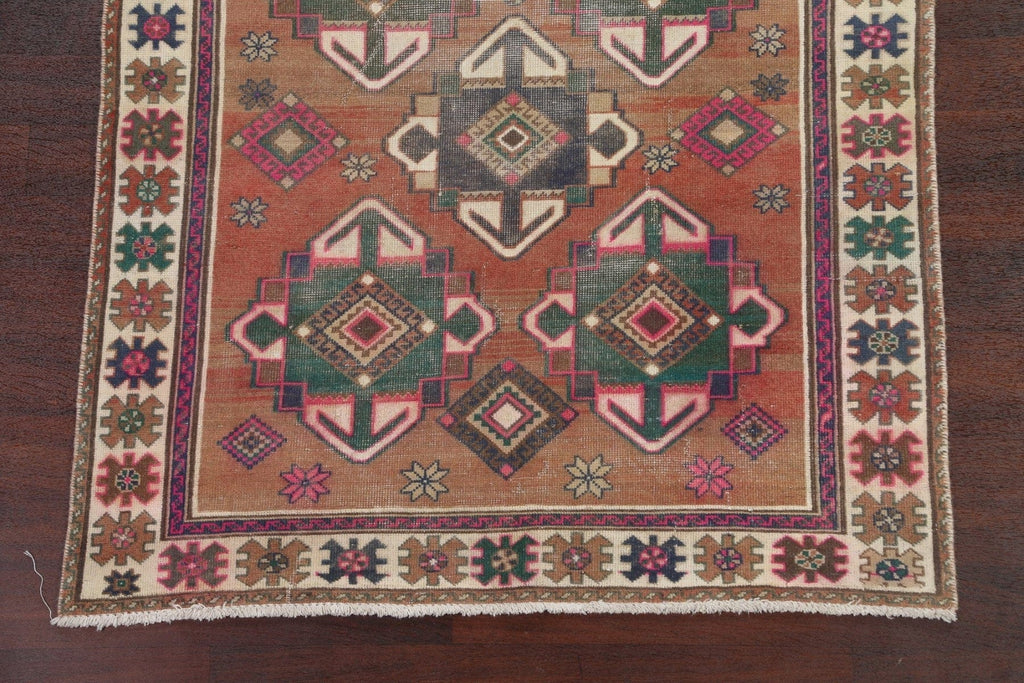 Distressed Bakhtiari Persian Handmade Rug 5x9