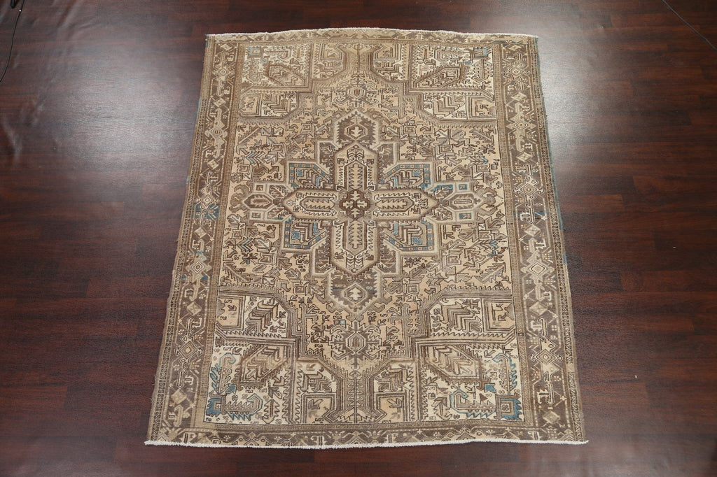 Hand-Knotted Heriz Persian Area Rug 7x9