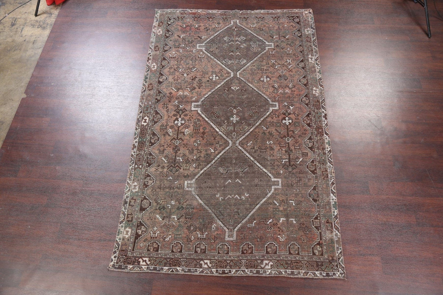 Antique Shiraz Persian Wool Rug 6x9