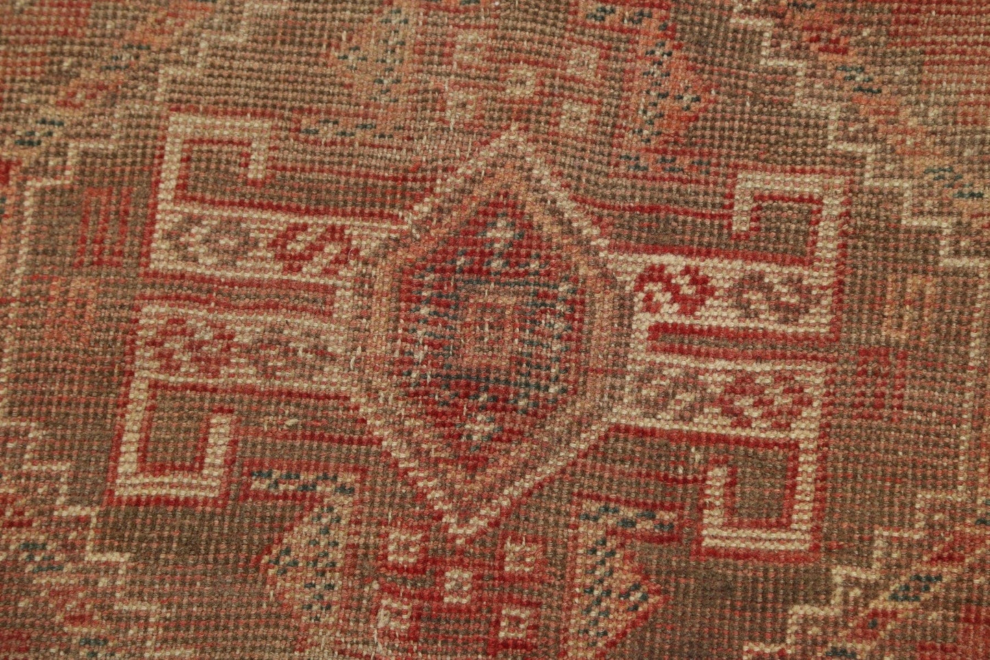 Antique Shiraz Wool Persian Area Rug 7x9