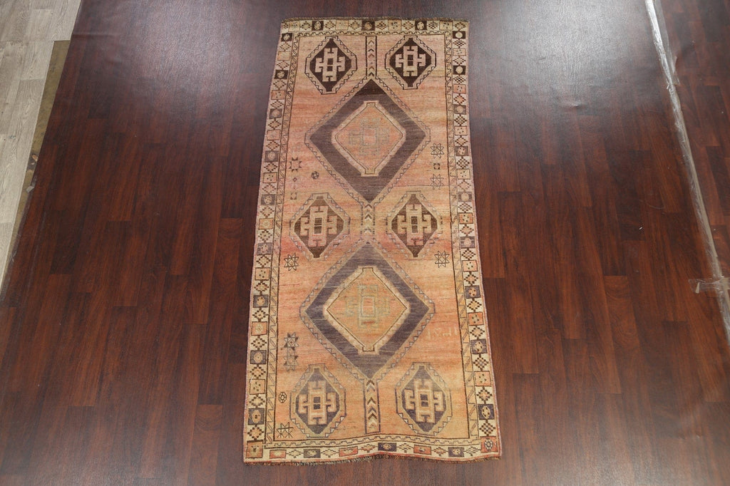 Handmade Shiraz Persian Runner Rug 4x9