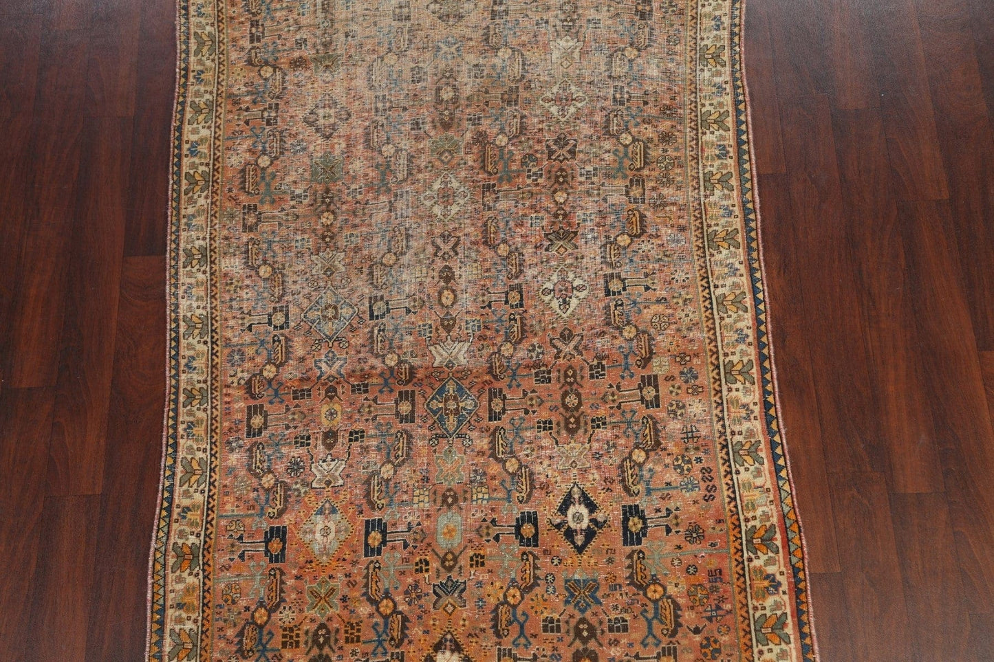 Antique Shiraz Persian Area Rug 5x8