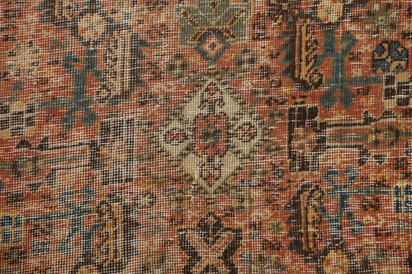 Antique Shiraz Persian Area Rug 5x8