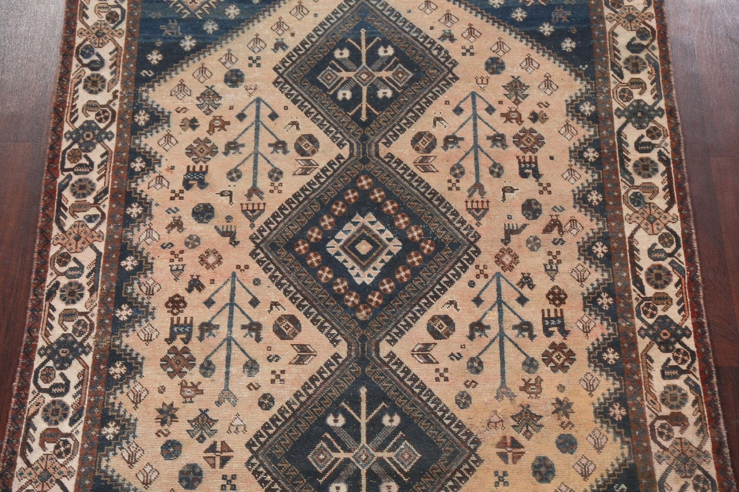 Handmade Wool Shiraz Persian Area Rug 6x8