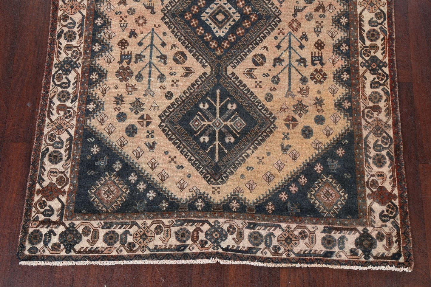 Handmade Wool Shiraz Persian Area Rug 6x8