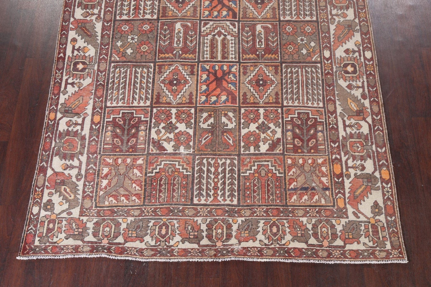 Garden Design Bakhtiari Persian Area Rug 7x10