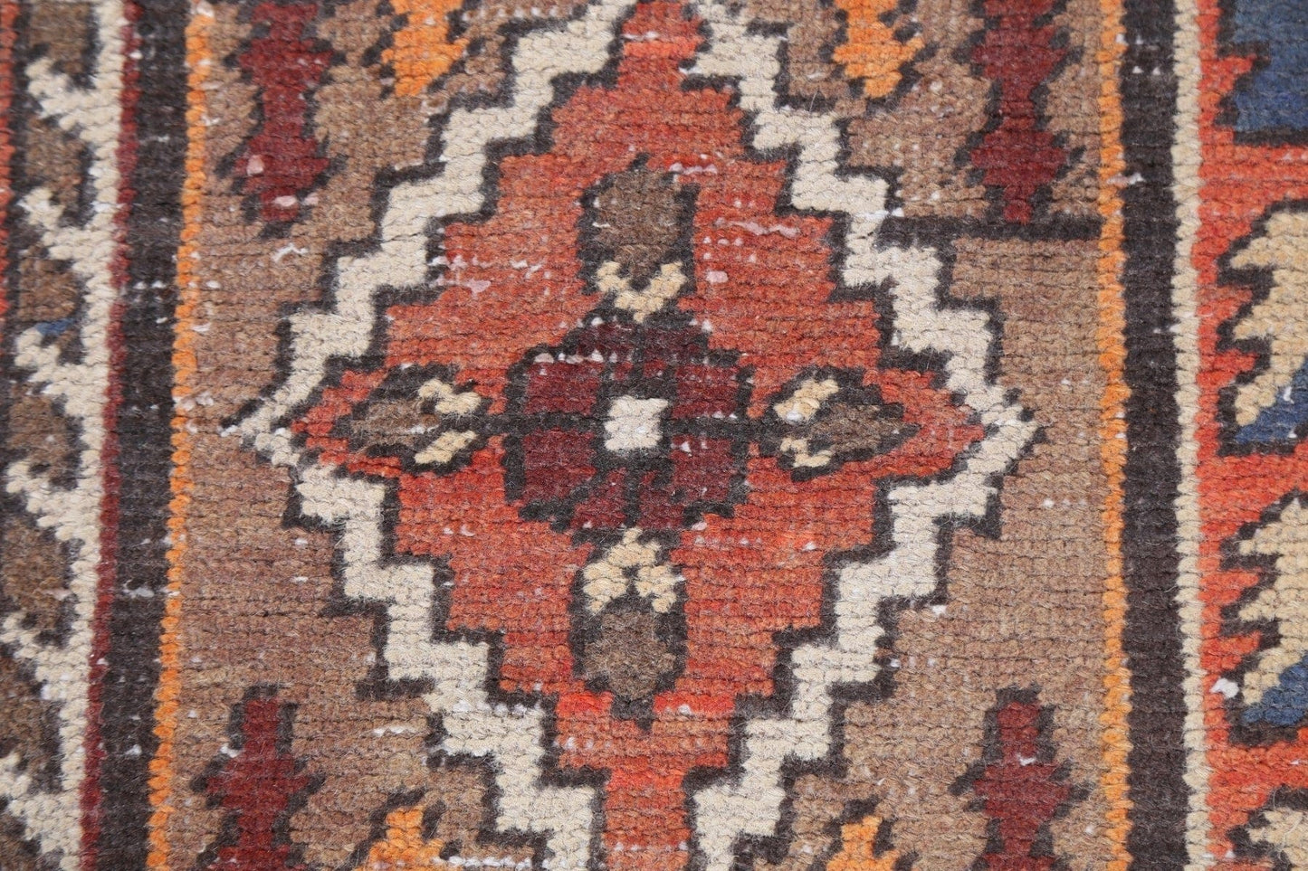 Garden Design Bakhtiari Persian Area Rug 7x10