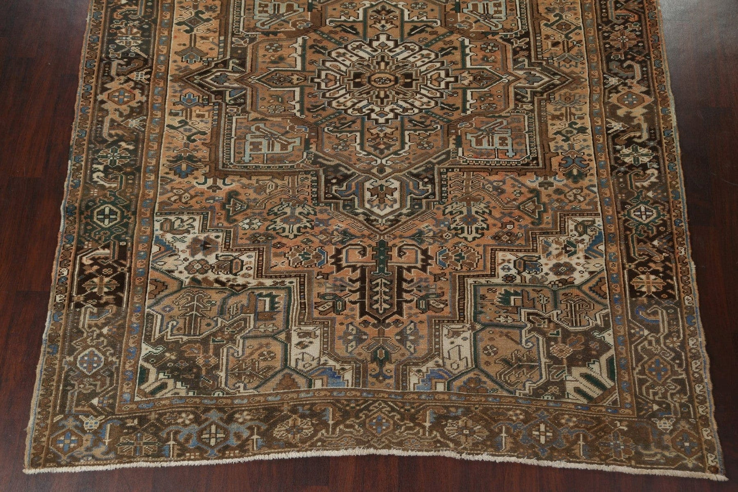 Hand-Knotted Heriz Persian Area Rug 8x11