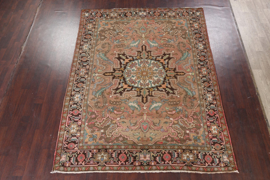 Handmade Wool Heriz Persian Rug 7x10