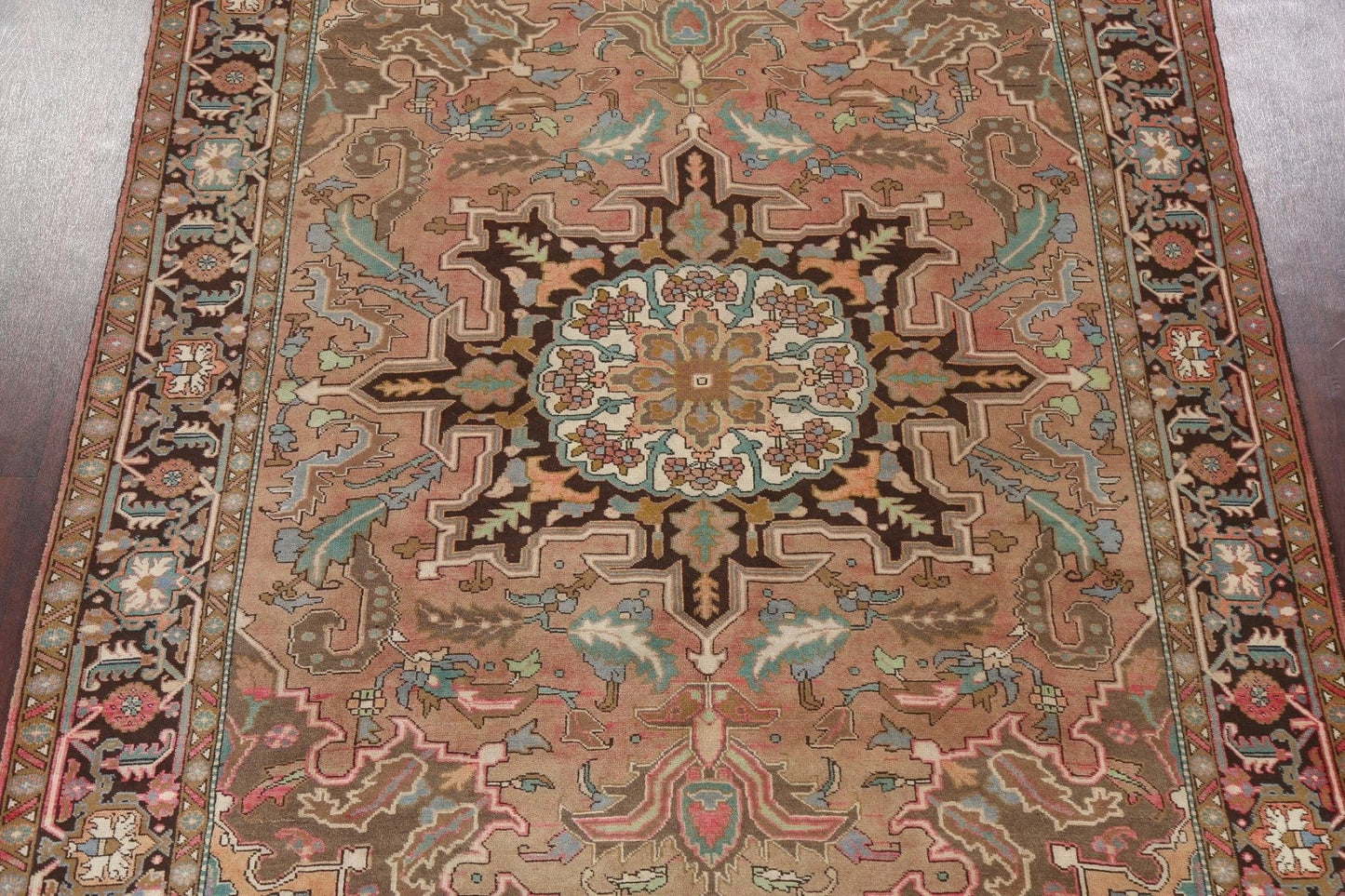 Handmade Wool Heriz Persian Rug 7x10