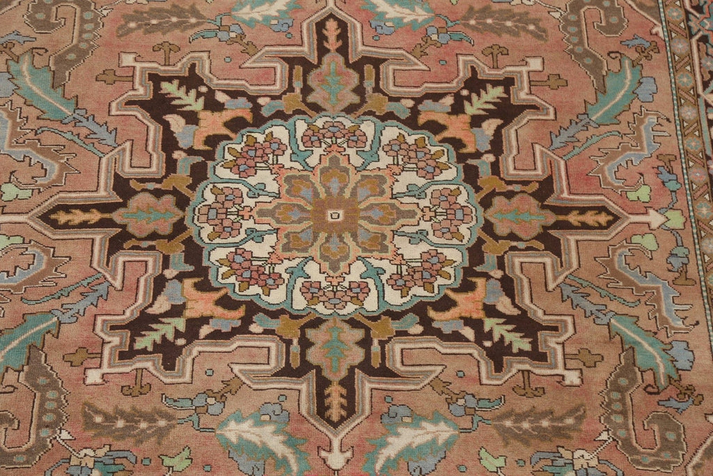 Handmade Wool Heriz Persian Rug 7x10