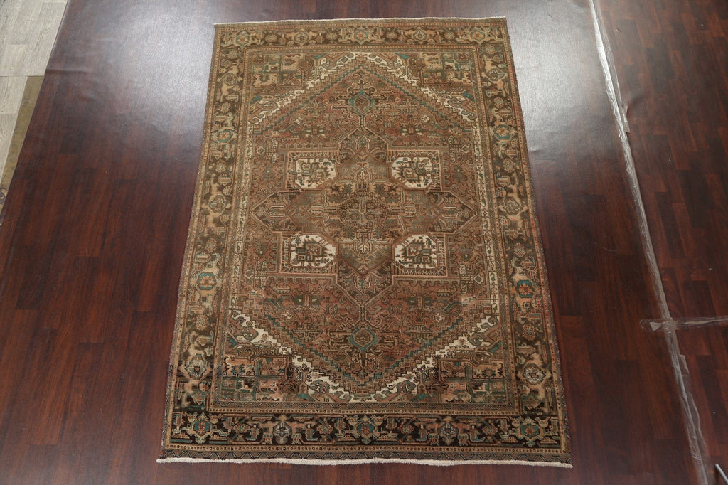 Handmade Wool Heriz Persian Rug 6x9