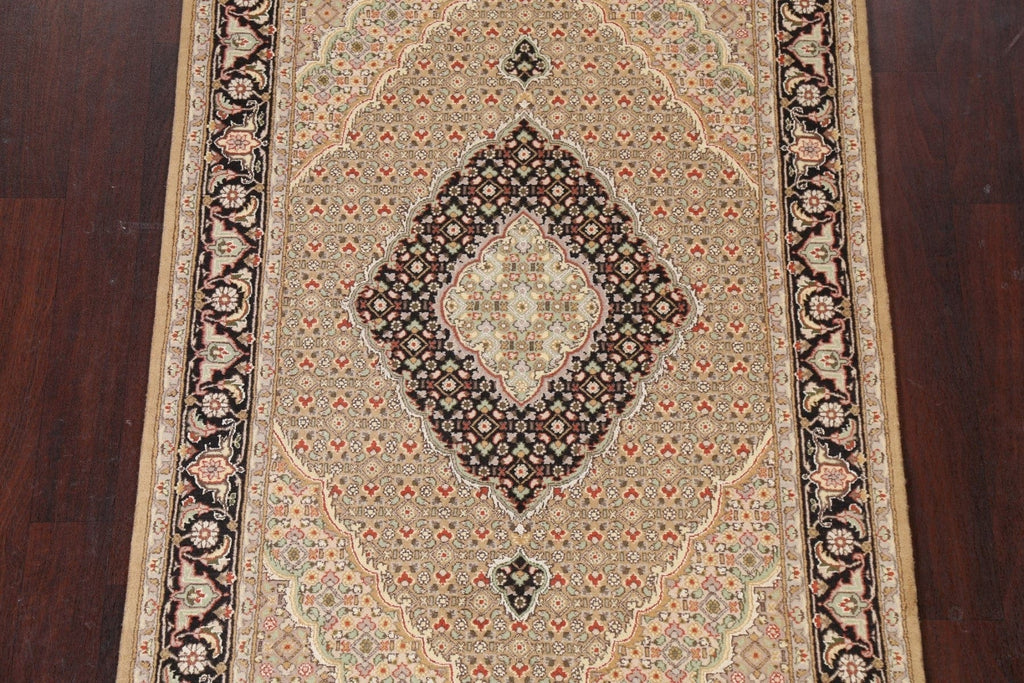 Vegetable Dye Wool/ Silk Tabriz Mahi Area Rug 4x6