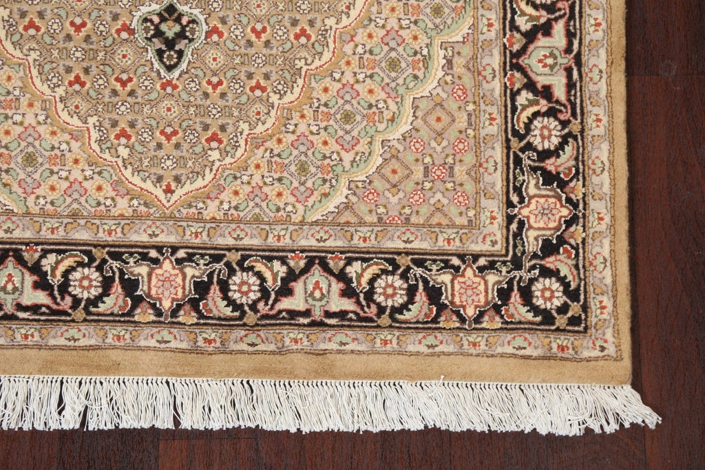 Vegetable Dye Wool/ Silk Tabriz Mahi Area Rug 4x6