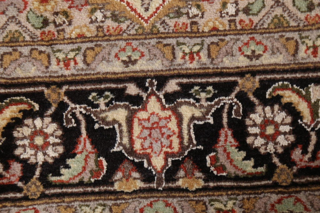 Vegetable Dye Wool/ Silk Tabriz Mahi Area Rug 4x6